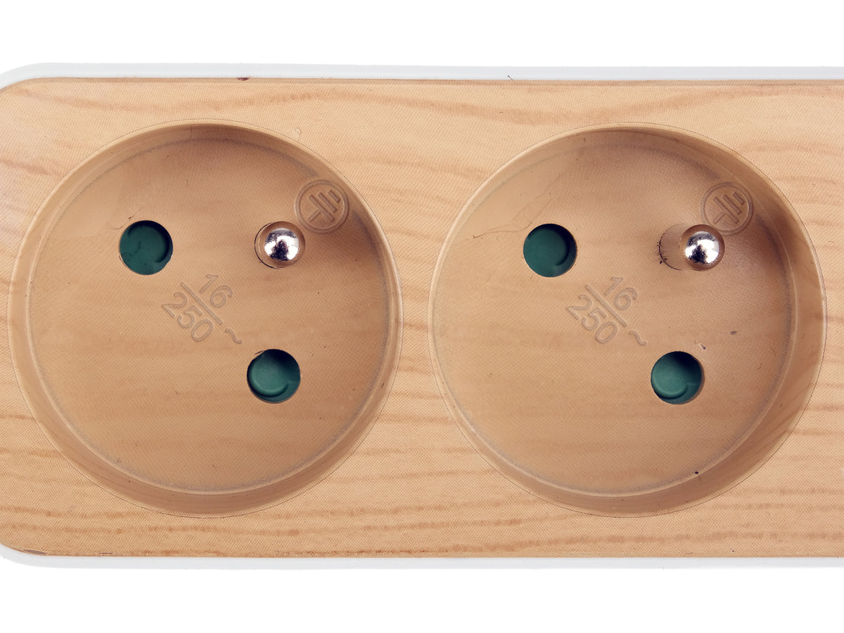Power Strip Wood Style With Ground 3S 1.4M